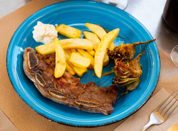 Delicious Grilled Beef Ribs Served Plate Side Dish Fried Potatoes — Stock Photo, Image