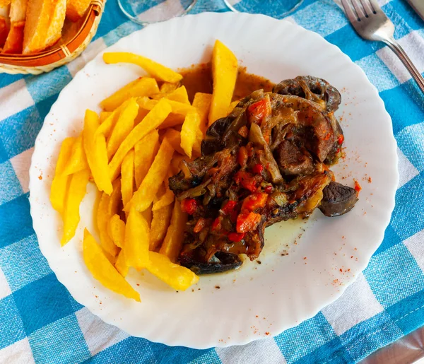 Beef Steak Ossobuco Fried Potatoes Plate — Stock Photo, Image