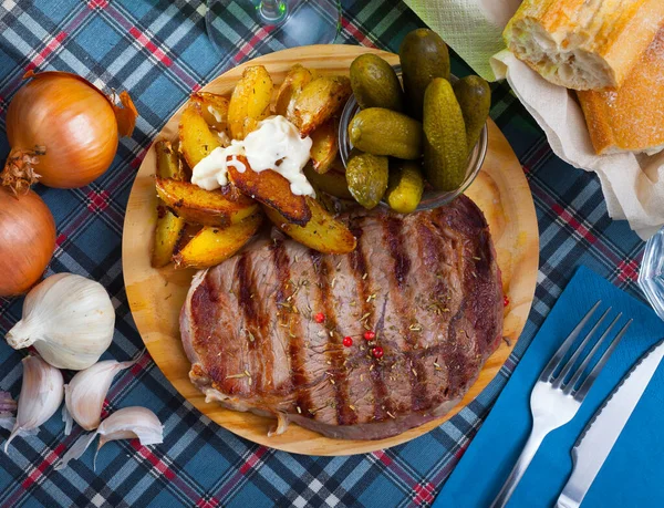 Appetizing Beef Entrecote Boiled Potatoes Pickled Cucumbers — Stock Photo, Image