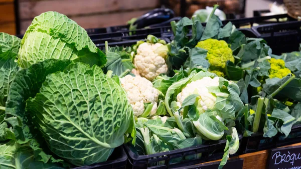 Broccoli Cauliflower Boxes Supermarket — Stock Photo, Image