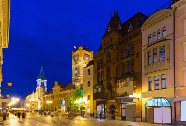 Nachtzicht Het Verlichte Centrale Torun Plein Met Oud Stadhuis Standbeeld — Stockfoto