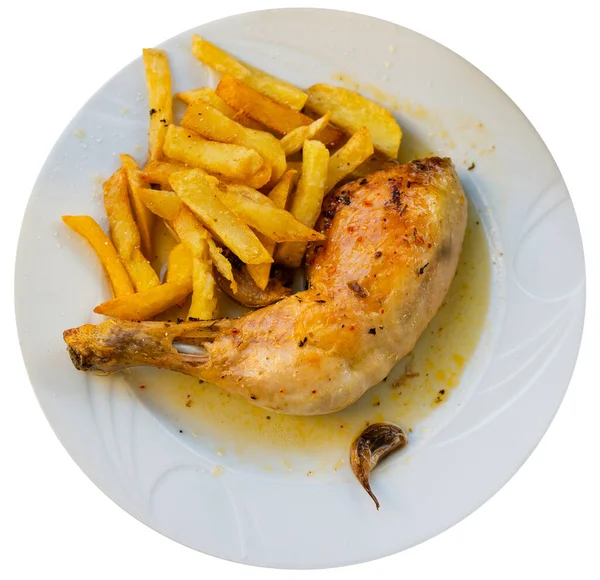 Για Μεσημεριανό Εστιατόριο Προσφέρει Ζουμερό Μπούτι Τηγανητό Κοτόπουλο Γαρνιρισμένο Τηγανητές — Φωτογραφία Αρχείου