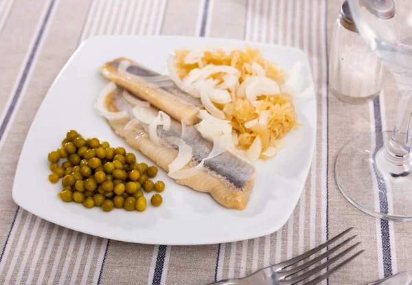 Lightly Salted Herring Fillet Pickled Cabbage Green Peas — Stock Photo, Image