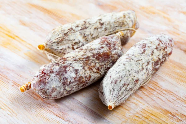 Pile Italian Dry Cured Sausage Salamini Italiani Alla Cacciatora Wooden — Stock Photo, Image