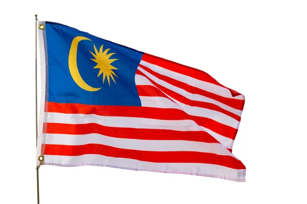 말레이시아의 국기가 하늘을 배경으로 배경때문에 고립됨 — 스톡 사진