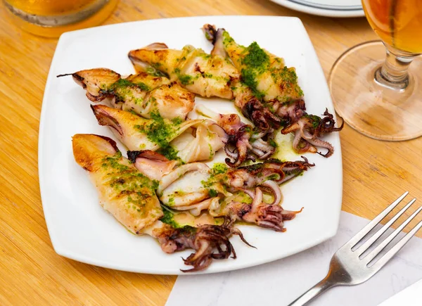 Fried Calamari Pesto Sauce Served Plate Other Table Appointments — Stock Photo, Image