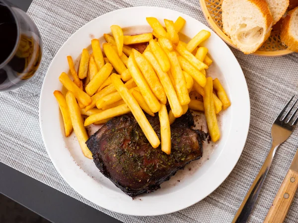 Deep Fried Pork Chop Plate Meat Richly Seasoned Herbs Garnished — Stock Photo, Image