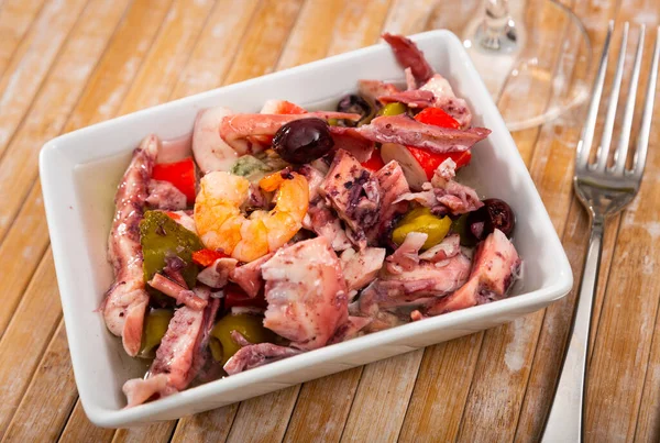 Traditionelle Spanische Meeresfrüchte Salpicon Kalter Salat Aus Einer Mischung Aus — Stockfoto
