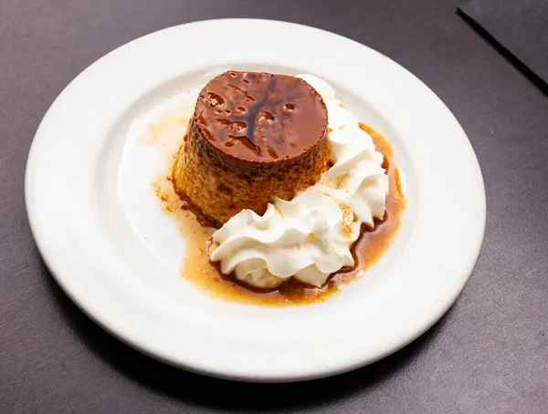 Sweet Spanish Dessert Cream Flan Butter Cream Served Plate Nobody — Stock Photo, Image