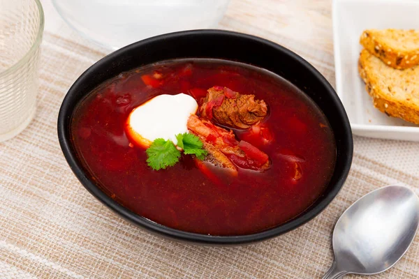 Delicioso Tradicional Ucraniano Sopa Remolacha Vegetal Rusa Con Carne Res — Foto de Stock