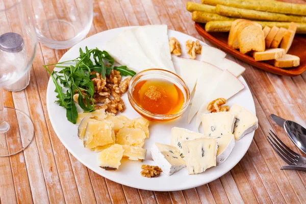 Delicious Tasty Cheese Dish Romantic Dinner Assorted Cheese Nuts Honey — Stock Photo, Image