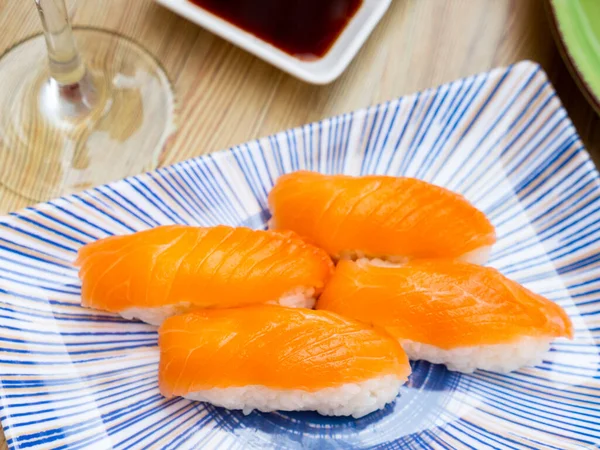Nigiri Sushi Salmon Delicious Traditional Japanese Food Tasty Seafood Restaurant — Stock Photo, Image