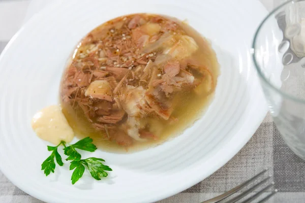 Porção Carne Porco Geleia Caseira Tigela Prato Popular Culinária Russa — Fotografia de Stock