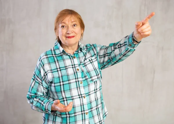 Portrait Smiling Senior Ginger Haired Woman Wearing Plaid Shirt Posing — Stock Photo, Image