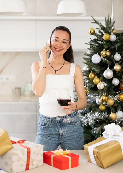 Young Woman Relaxing Home Glass Wine New Year Holidays She — Stock Photo, Image