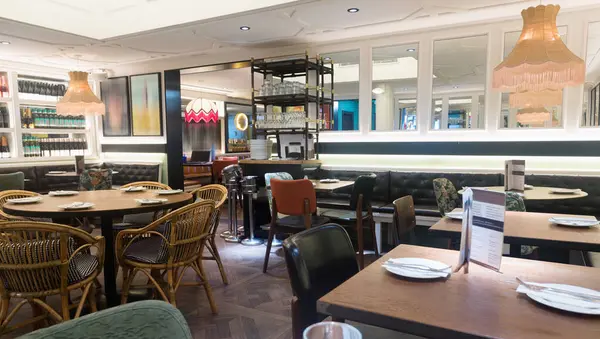 Interno Leggero Accogliente Sala Moderno Elegante Crestaurant Stile Fusion — Foto Stock
