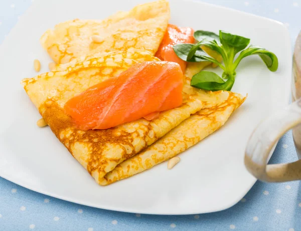 Delicious Homemade Crepes Served Smoked Salmon — Stock Photo, Image