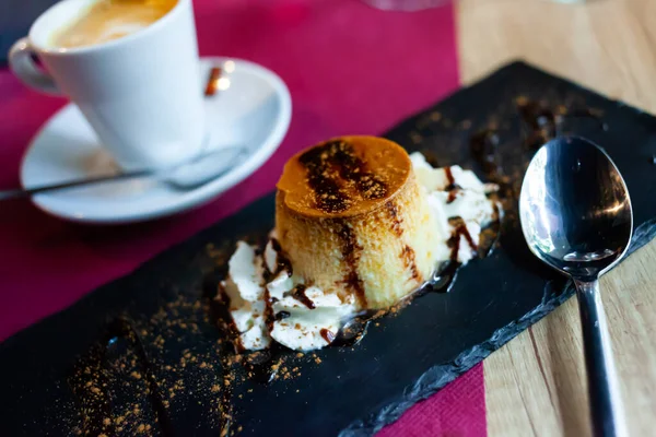 Sweet Creme Dessert Caramel Crust Flan Con Nata Typical Catalan — Stock Photo, Image