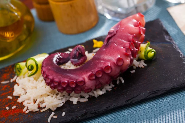 Octopus Tentacles Served Rice Wooden Board High Quality Photo — Stock Photo, Image