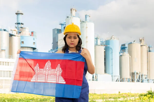 Nationale Vlag Van Cambodja Handen Van Meisje Overalls Tegen Achtergrond — Stockfoto