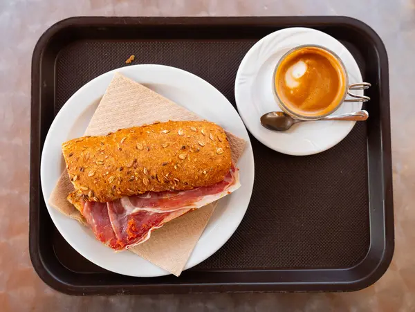 Appetizing Ham Sandwich Platter Served Cup Coffee — Stock Photo, Image