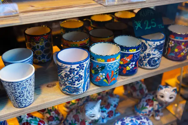 Souvenir Tradizionali Turchi Ceramica Mercato Istanbul Turchia — Foto Stock