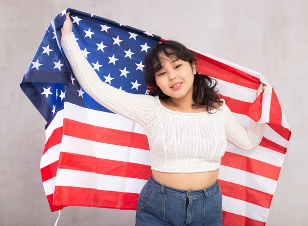 Portrait Smiling Young Asian Girl Casual Clothes Holding Usa Flag — Stock Photo, Image