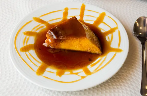Traditional French Dessert Creme Caramel Flan Sweet Syrup — Stock Photo, Image