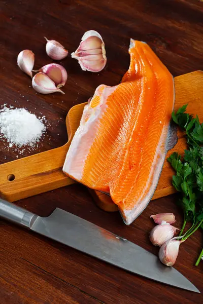 Fresh Steelhead Trout Fillet Wooden Surface Seasonings Ready Cooking — Stock Photo, Image