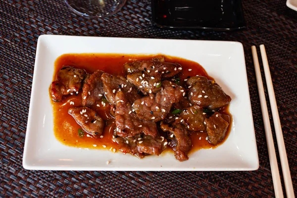 Stir Fried Veal Fillet Gravy Greens Sesame Traditional Asian Wok — Stock Photo, Image