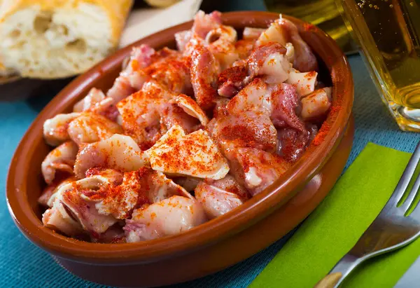 Appetizing Stewed Chopped Pork Ears Orejas Cerdo Seasoned Paprika Pottery — Stock Photo, Image