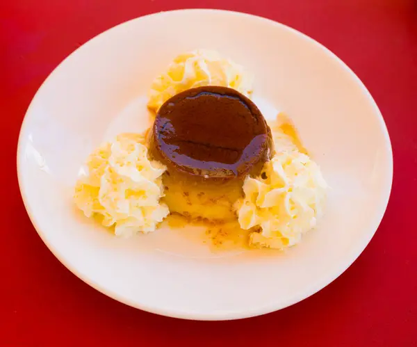 Afbeelding Van Zoet Creme Dessert Met Karamel Korst Flan Con — Stockfoto