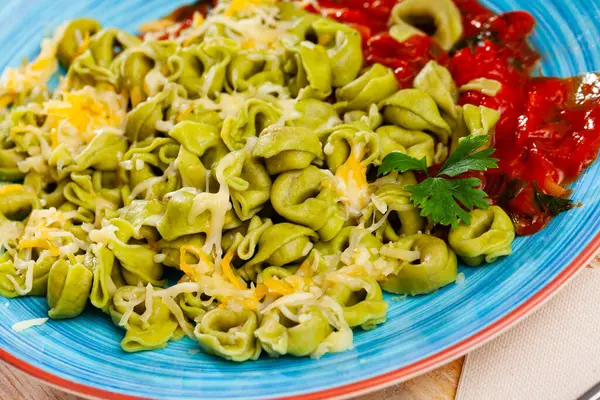 Tasty Vegetarian Tortellini Served Tomato Sauce Grated Cheese Italian Cuisine — Stock Photo, Image