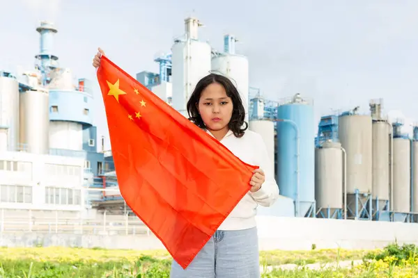 Sad Young Woman Holding Big Flag China Background Factory — Stock Photo, Image