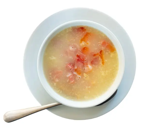 Apetyczna Zupa Mielonym Mięsem Makaronem Serwowana Misce Izolacja Białym Tle — Zdjęcie stockowe