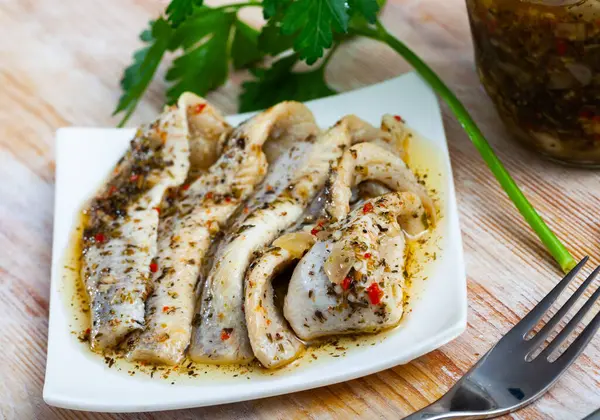 Spicy Marinated Herring Fillet Plate High Quality Photo — Stock Photo, Image