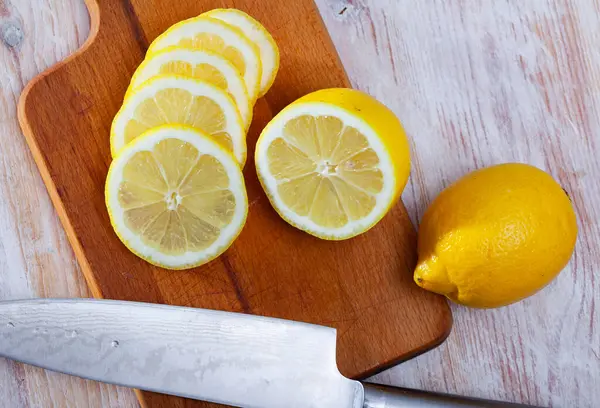 Fresh Lemon Sliced Light Wooden Background — Stock Photo, Image