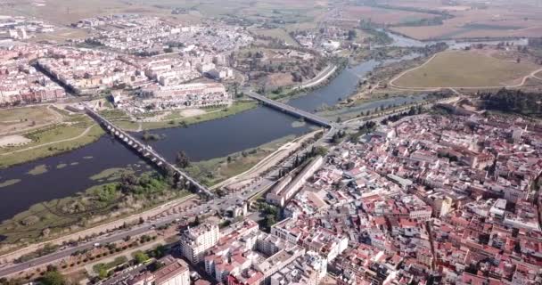 스페인 구아디아 Badajoz의 도시의 파노라마 고품질 — 비디오