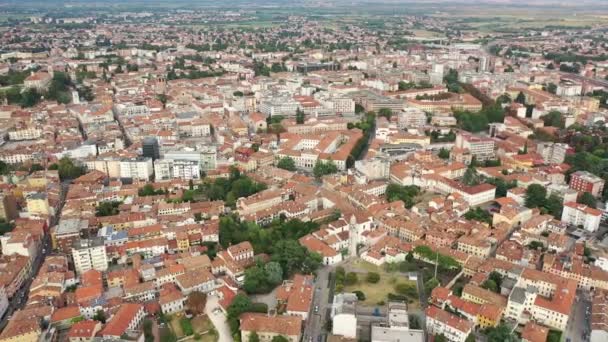 Vista Aérea Del Paisaje Urbano Udine Con Vistas Las Zonas — Vídeos de Stock