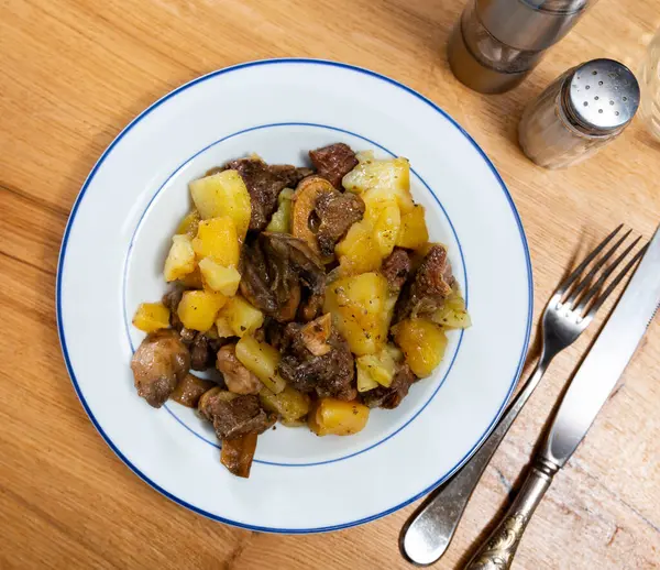 Appetizing Beef Stew Served Potatoes Mushrooms Platter — Stock Photo, Image