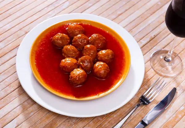 Service Plate Containing Meatballs Rich Tomato Soup Necessary Table Laying — Stock Photo, Image