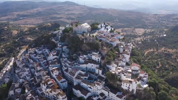 Nádherný Pohled Dronu Starých Bíle Umytých Domů Horské Vesnici Casares — Stock video