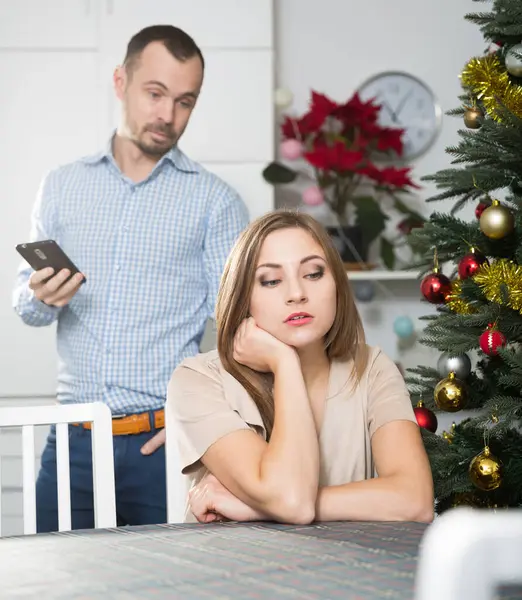 Portrait Couple Offended Quarrel Eve Christmas — Stock Photo, Image