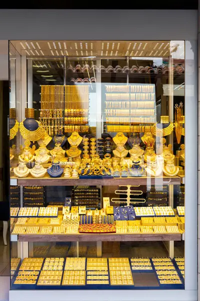 Variedad Joyas Oro Vidrieras Pequeñas Tiendas Ciudad Turca Konya — Foto de Stock
