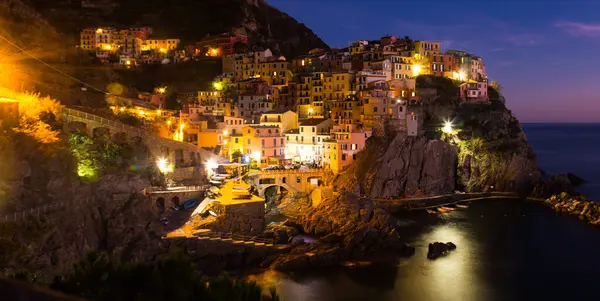 Кольорові Доми Манароли Спеція Ввечері Морського Погляду Італії — стокове фото
