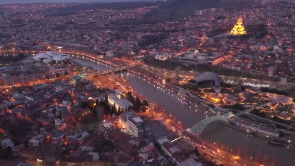 Vista Desde Helicóptero Del Centro Iluminado Ciudad Tiflis Por Noche — Vídeo de stock
