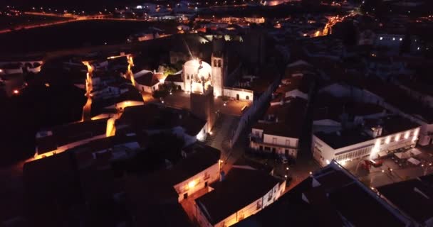 Ночной Вид Воздуха Португальский Город Сепра Средневековым Укрепленным Замком Освещаемой — стоковое видео