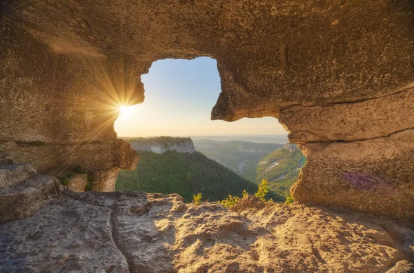 Paesaggio Grotta Montagna Composizione Della Natura — Foto Stock