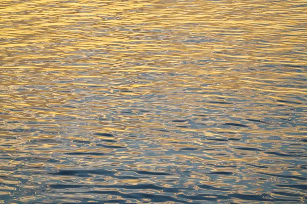 Солнечная Вода Красочное Отражение Абстрактная Фоновая Волна Стоковое Изображение
