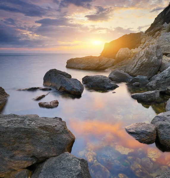 美しい海岸の日没の自然の構成 自然の構成 ロイヤリティフリーのストック画像